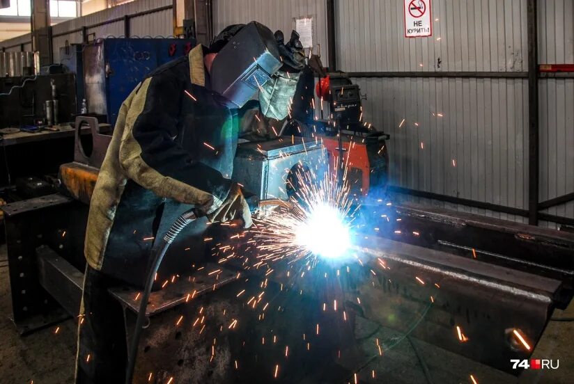 Сварщик во владимире. Сварщик во владимире. Сварочный магазин. Сварщик во владимире. Уфа магазин сварочного оборудования.