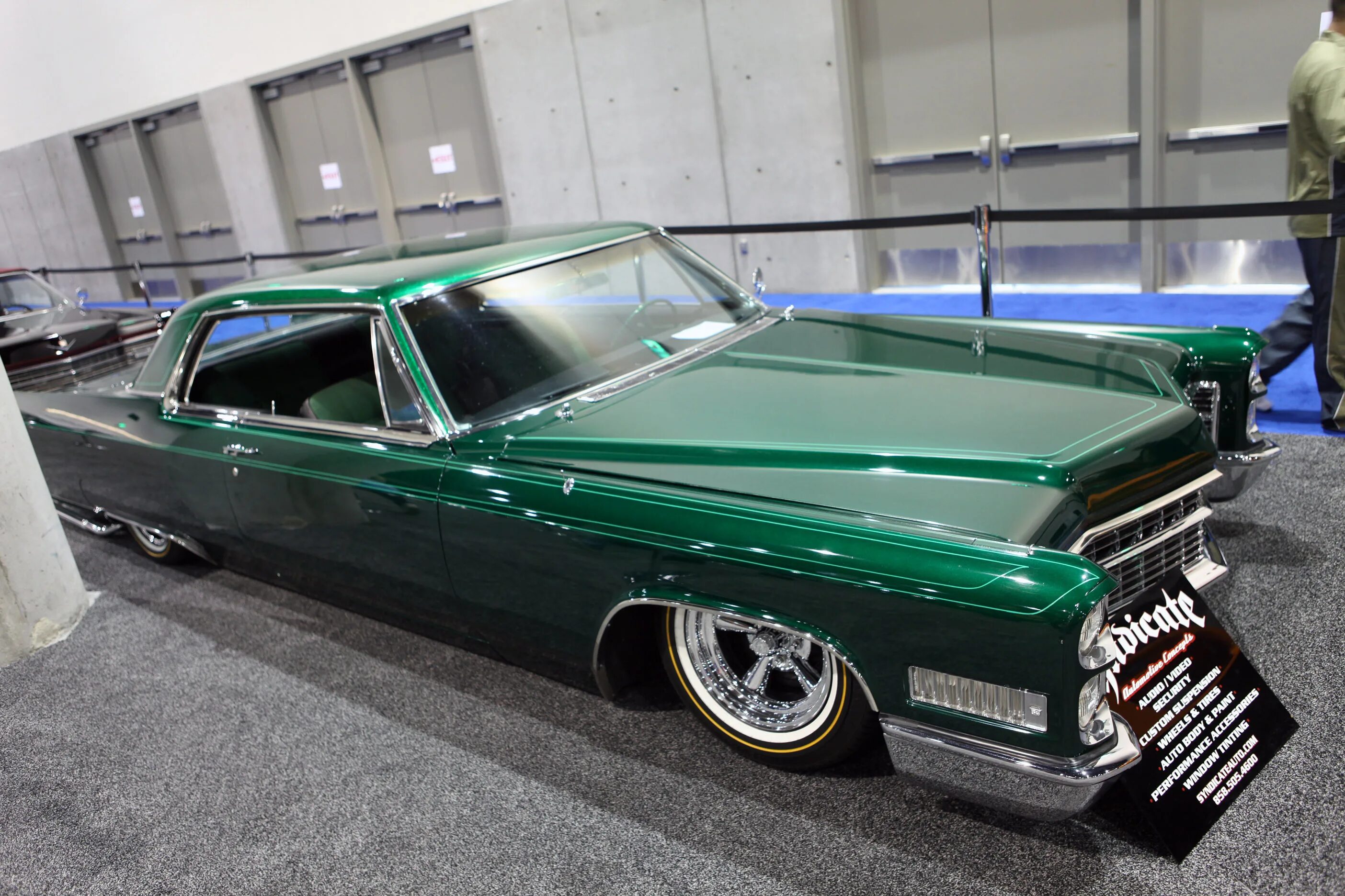 Custom class. Cadillac lowrider колеса. мускул кар кадиллак. тэг лоурайдер. cheap classic cars for sale.
