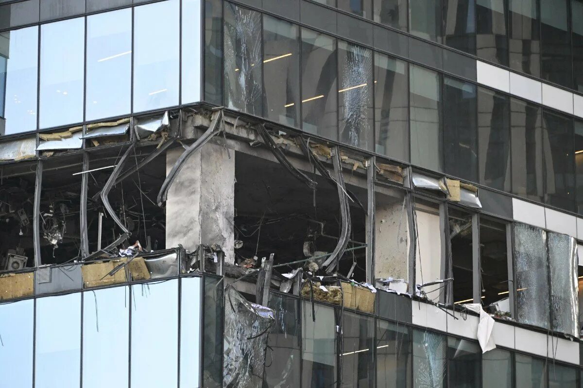 Новости взрыв в москве сегодня 2023. Взрыв здания. Повреждения зданий Сити.