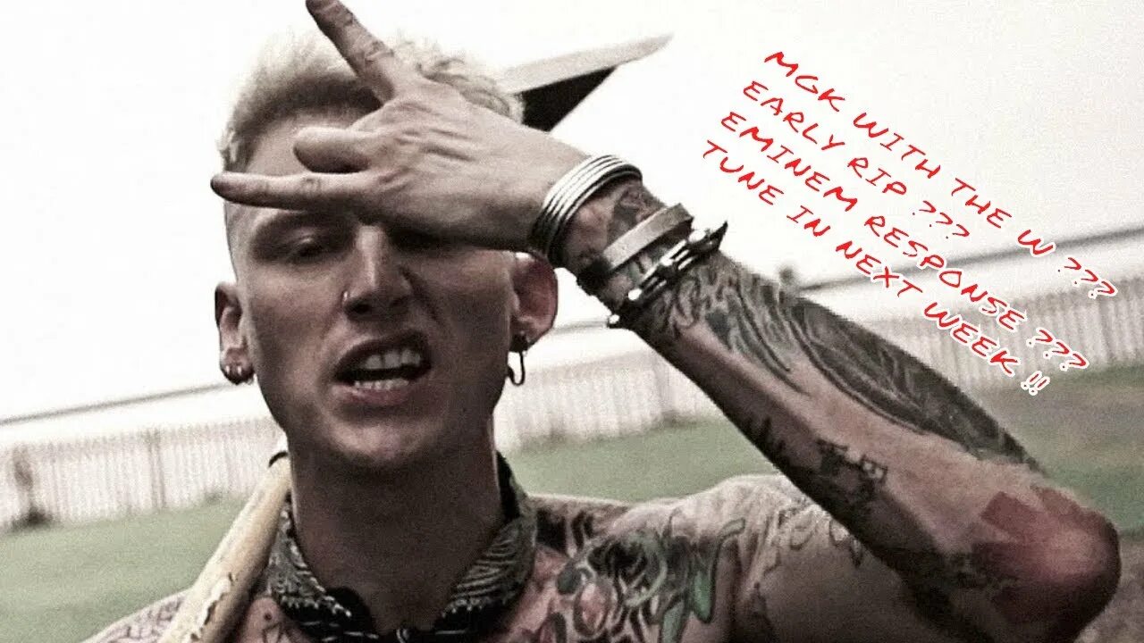 Eminem kamikadze. Machine Gun Kelly 2021 фотосессия. Машин Ган Келли Эминем обложка. MGK тату. Mgk let me go