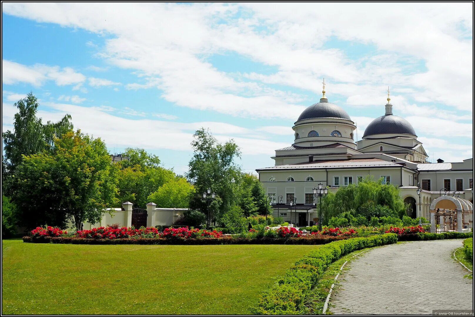 Ново-Тихвинский монастырь Екатеринбург.