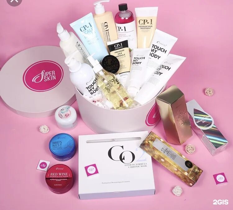 бьюти боксы с косметикой корея. косметика. кореан бьюти бокс. бьюти бокс корейской косметики. подарочные боксы с корейской косметикой.