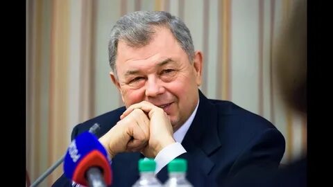 Анатолием артамоновым