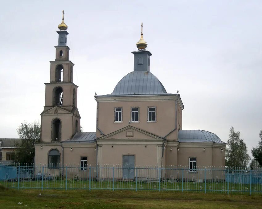 Села корочанского района. Яблоново Корочанский район. Яблоново Корочанский район Белгородская область. Храм Димитрия Солунского Белгород. Храм в Яблоново Корочанского района Белгородской области.