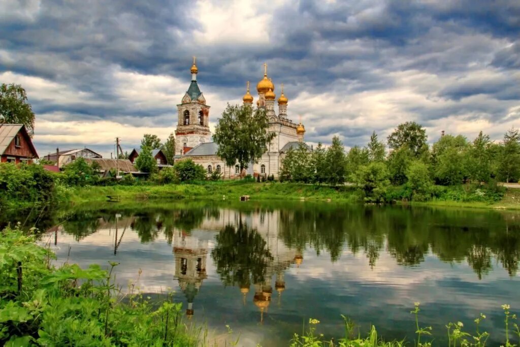 Г дмитров россия. Дмитров Московская область. Дмитров город в Московской области. Г. Дмитров (Дмитровский район). Дмитров парк храм.