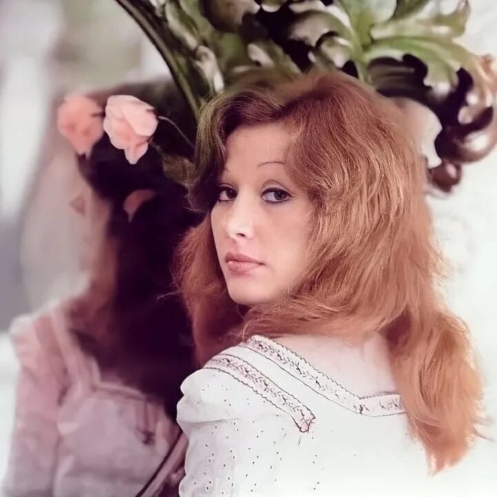 Пугачева 25 лет. Алла пугачева в молодости. Пугачева 1965 год. Пугачева 25 лет. Алла пугачева 1972.