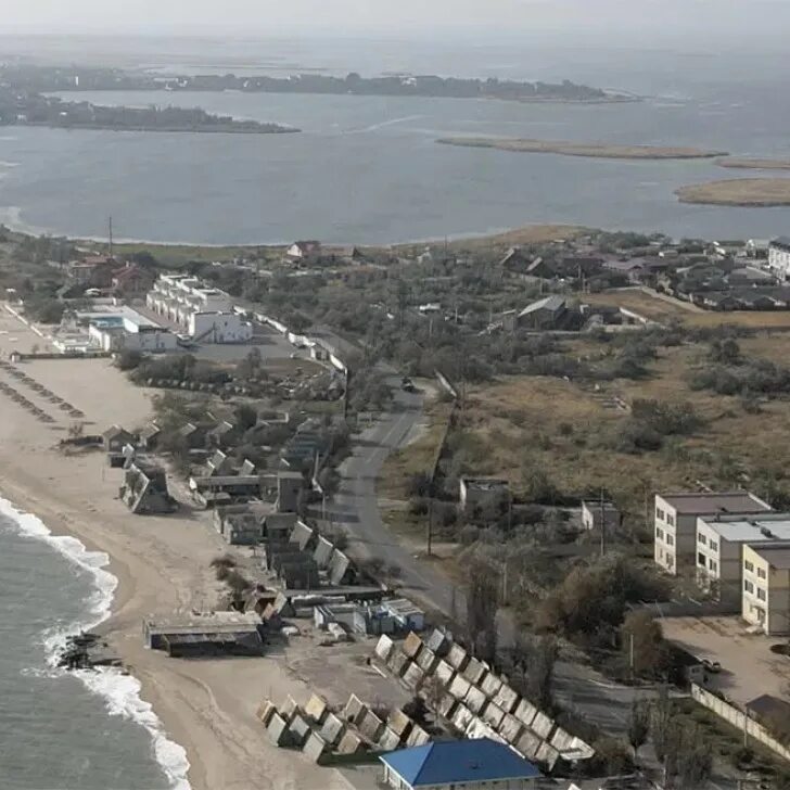 Бердянск жилье 2024. Ватутина, 38. Ватутина, 38. Ватутина, 38. Бердянск коса.