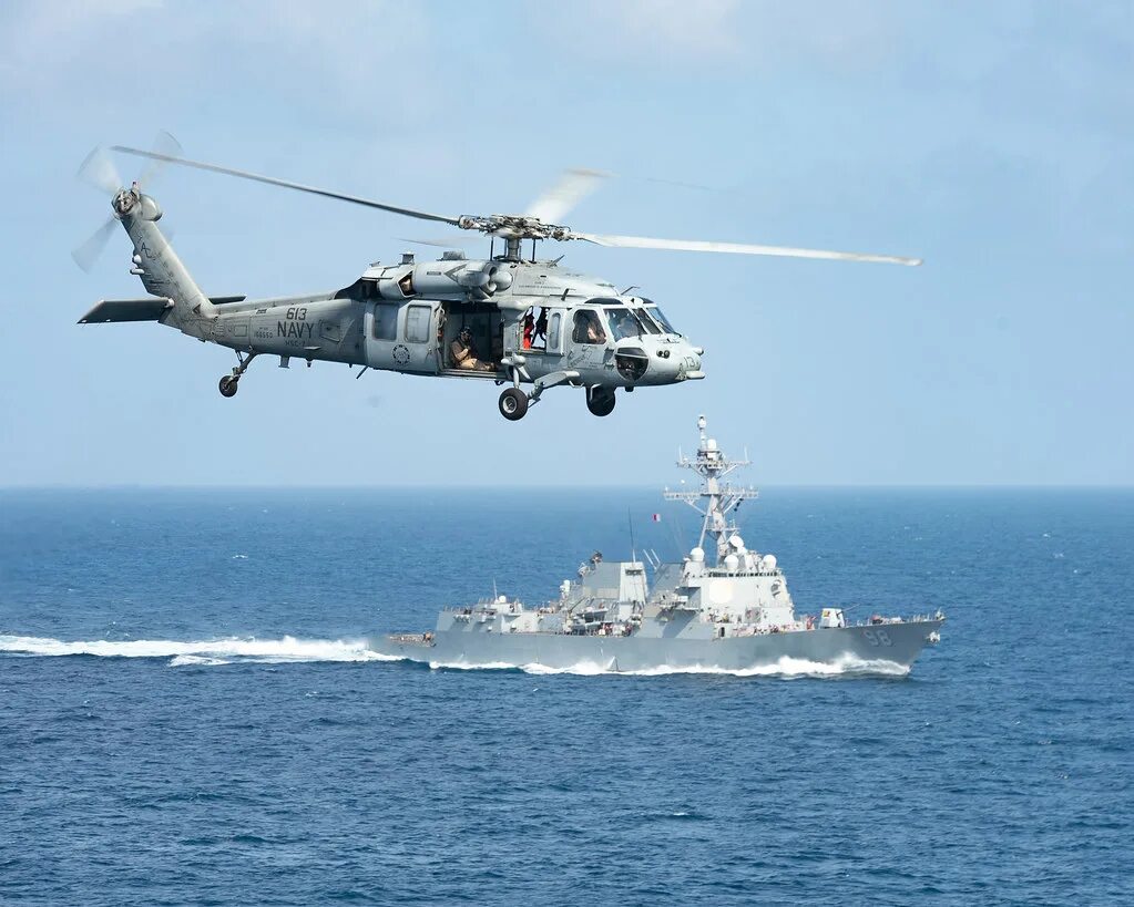 Вертолеты вмс. Вертолет вмс сша mh-60s. вертолет вмс сша mh-60. военные вертолеты сша вмс. военный водный вертолет.
