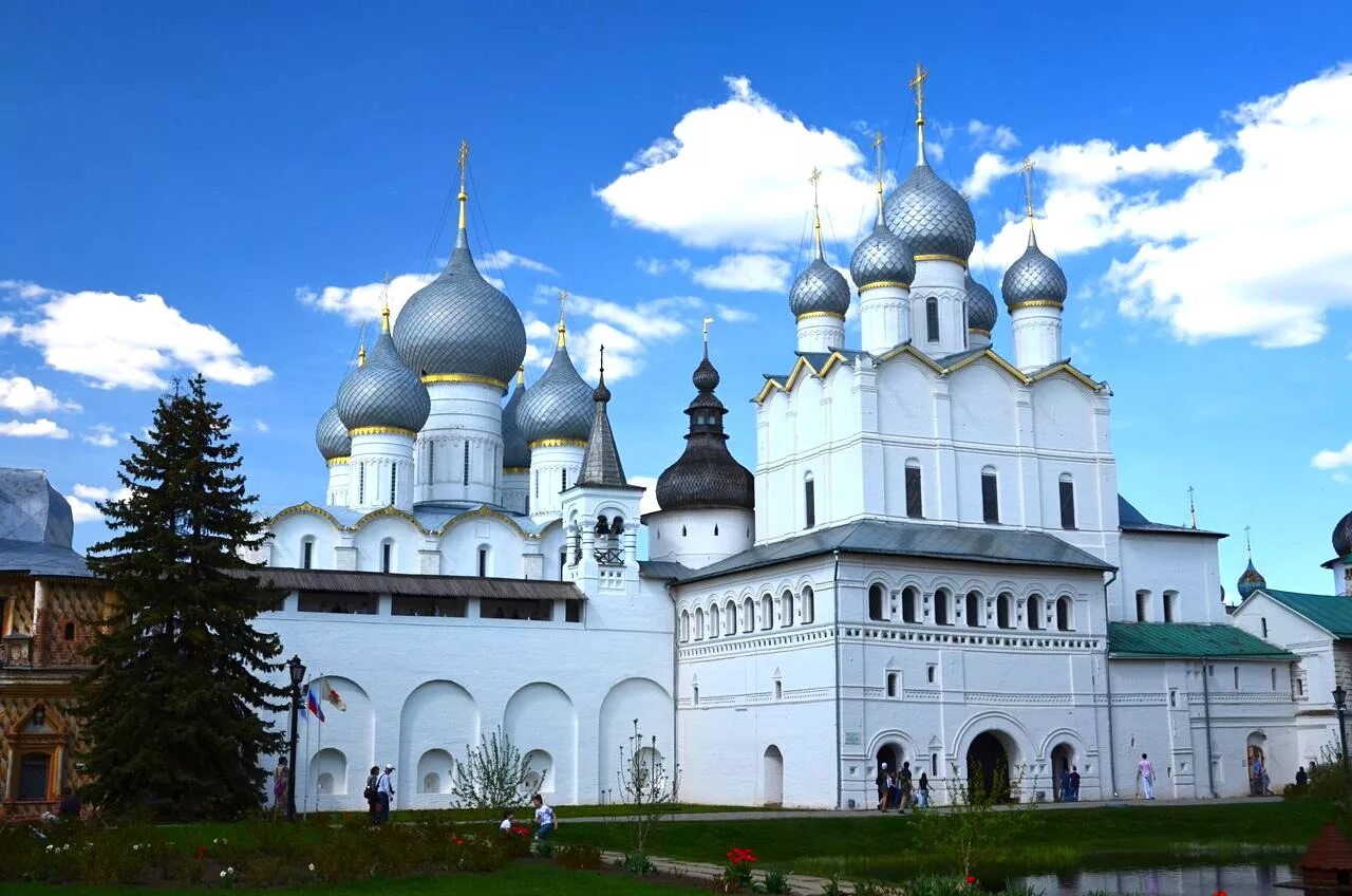 Фотографии городов золотого кольца россии. Ростов Великий Ярославская область. Ростовский Кремль Ярославль. Главная достопримечательность Ростова Великого. Ростов Великий золотое кольцо.