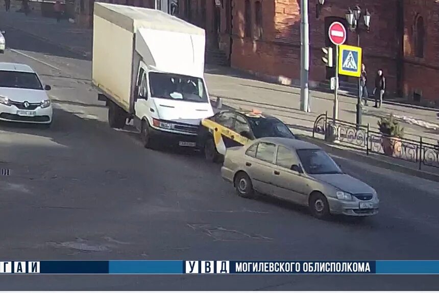 Дтп гибдд. Дтп на улице мира сегодняшнего дня. Касимов полиция гаишник филатов. Бумага от гибдд невиновный в дтп. Дтп гибдд.