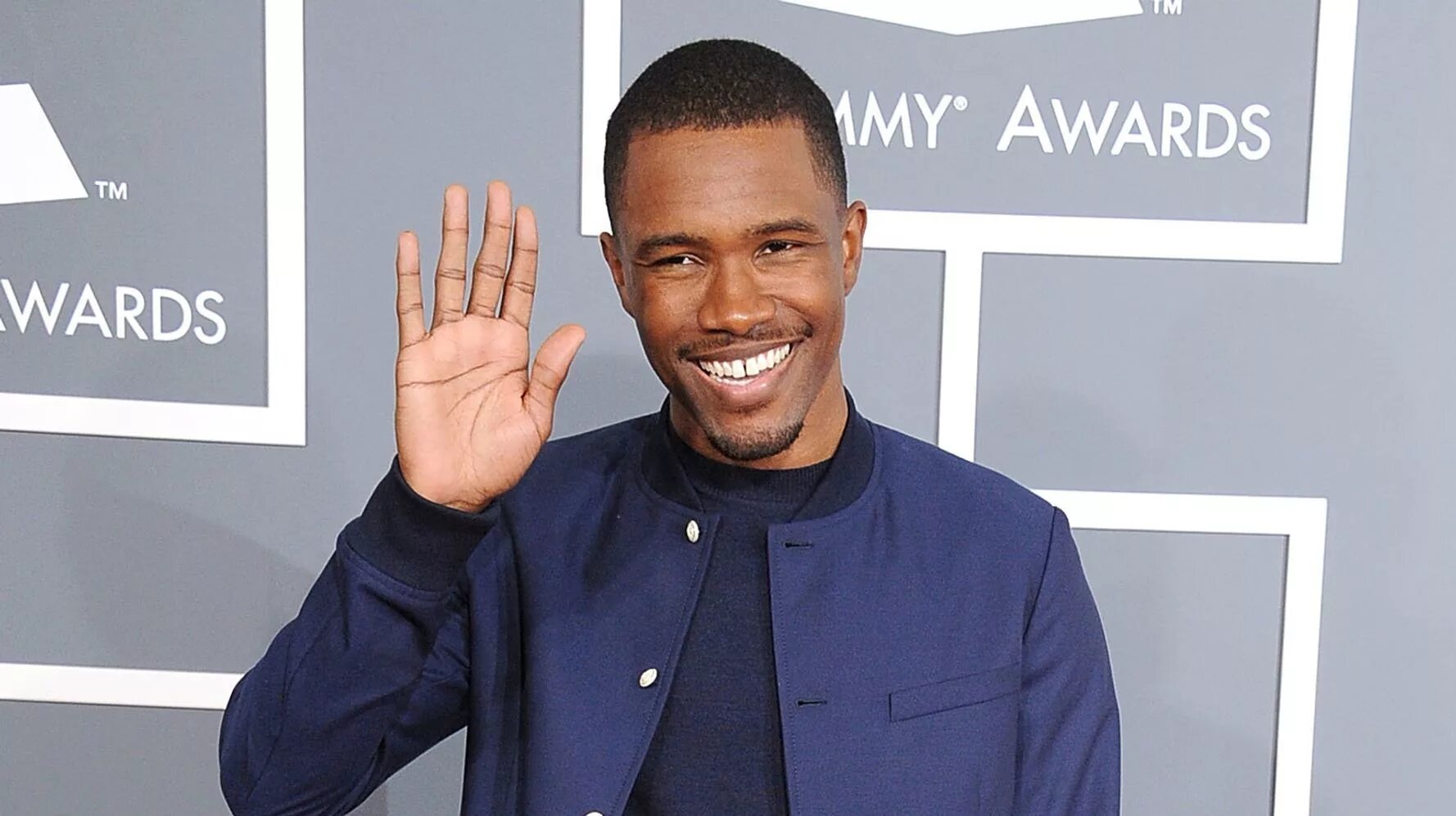 Blonde frank. Blonde Фрэнк оушен. Альбом blonde Frank Ocean. Frank Ocean British Awards. Frank Ocean DHL.