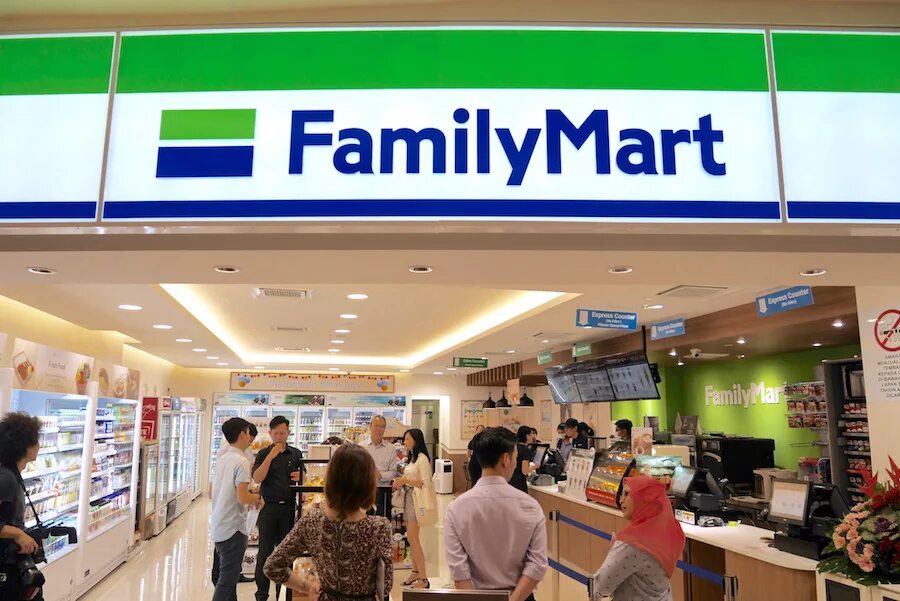 Family Mart магазин. Family Mart Таиланд. Фэмили март в Тайланде. Магазин в Тайланде Family.