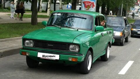 Зеленый москвич