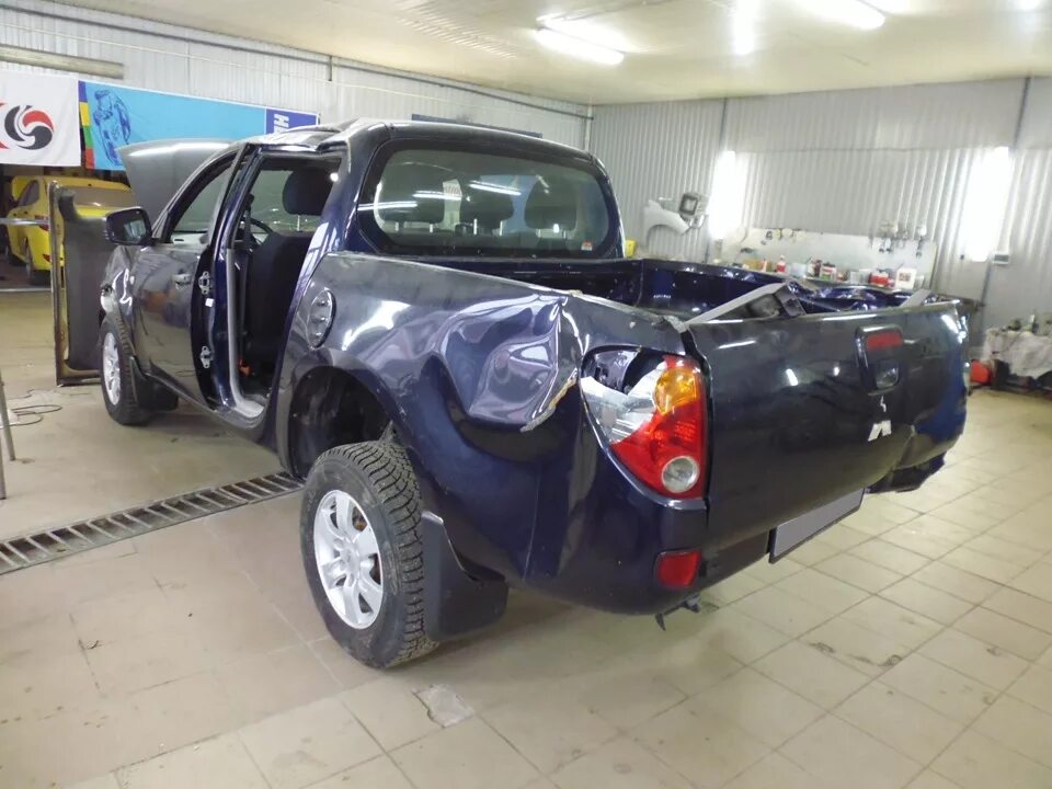 Мицубиси л200 кузов. Кузов л 200 2008. Защита кузова Mitsubishi l200 2012 год. Митсубиси л200 без кузова.