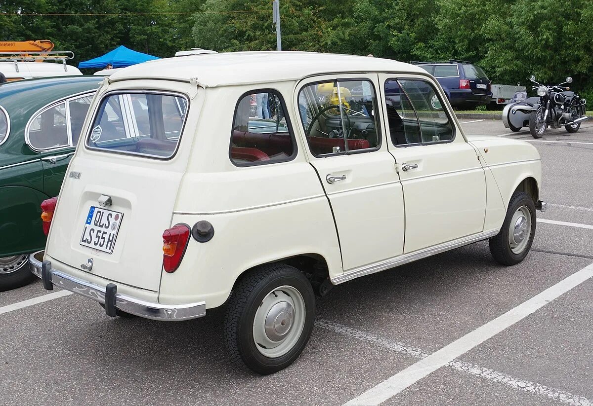 Renault 4 1966. Renault 4 1961. Renault 4 1962. Renault 4. Рено 4 купить бу