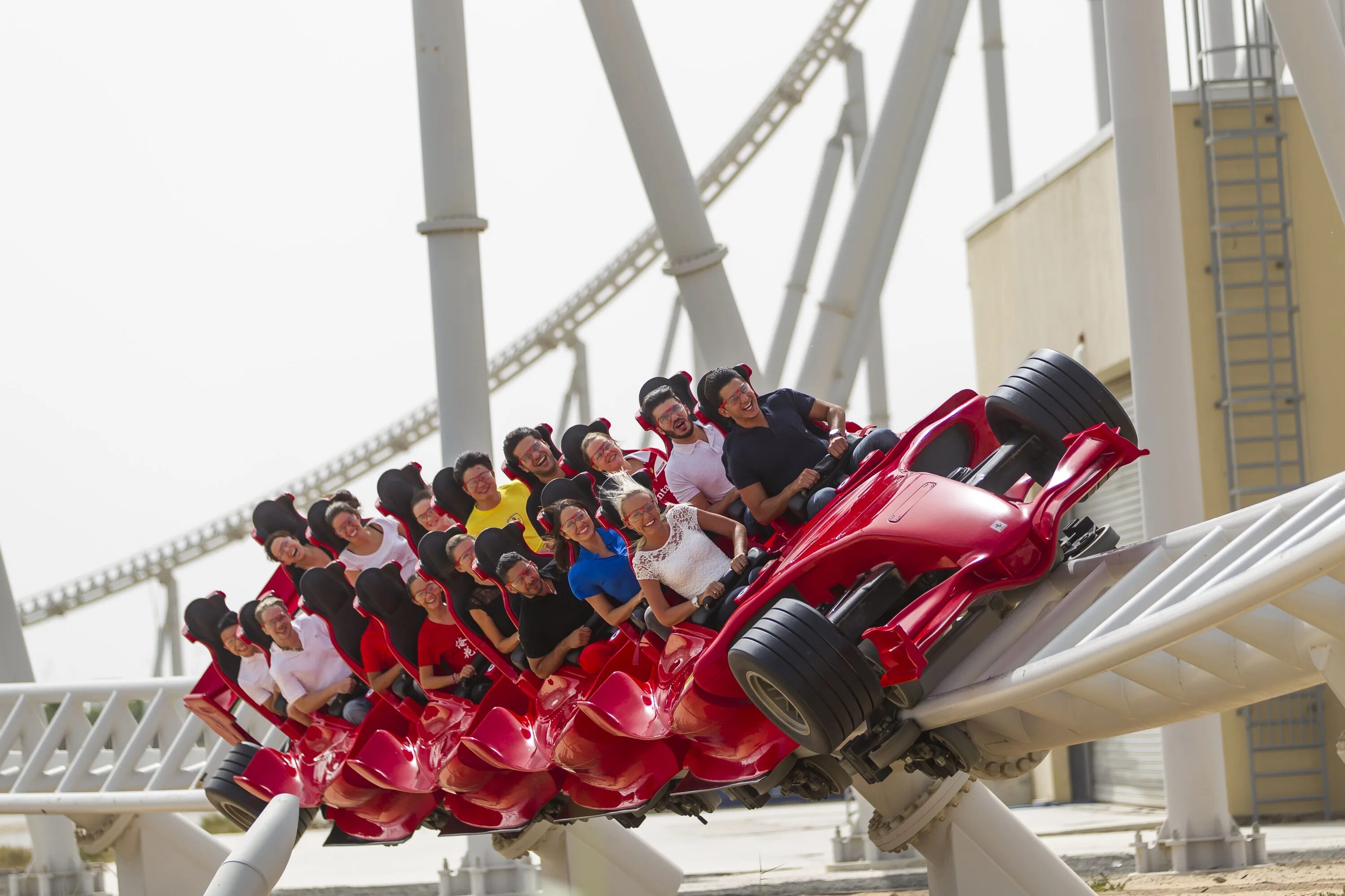 Ferrari world абу-даби. Парк развлечений ferrari world в абу-даби. Ferrari world отзывы. Ferrari park дубай. Ferrari world абу-даби.