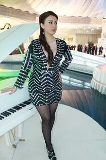 Roza zergerli istedim перевод песни на русский