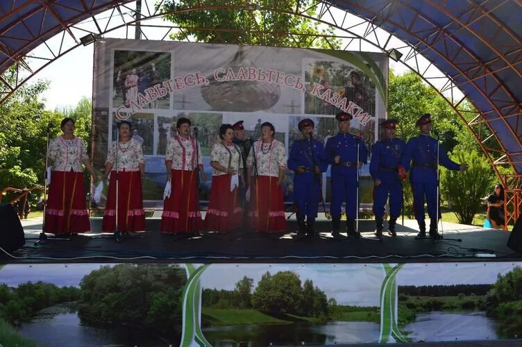 Погода в михайловке волгоградской области киквидзенский район. Станица Преображенская Волгоградская область. Киквидзе станица Преображенская. Храм в станице Преображенской Киквидзенского района. Станица Преображенская Волгоградская область Киквидзенский район.