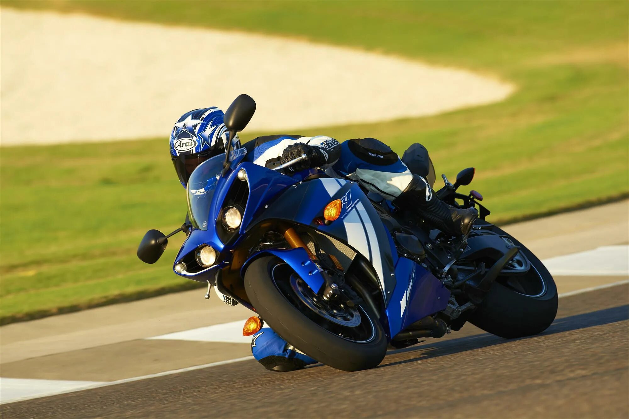 Yamaha YZF-r1. Yamaha YZF r1 2012. Yamaha YZF r1 2011. Yamaha r1 YZF-r1 2011.