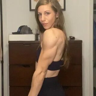 Jessica Piccoli (jjjeeessiiiccaaa) .