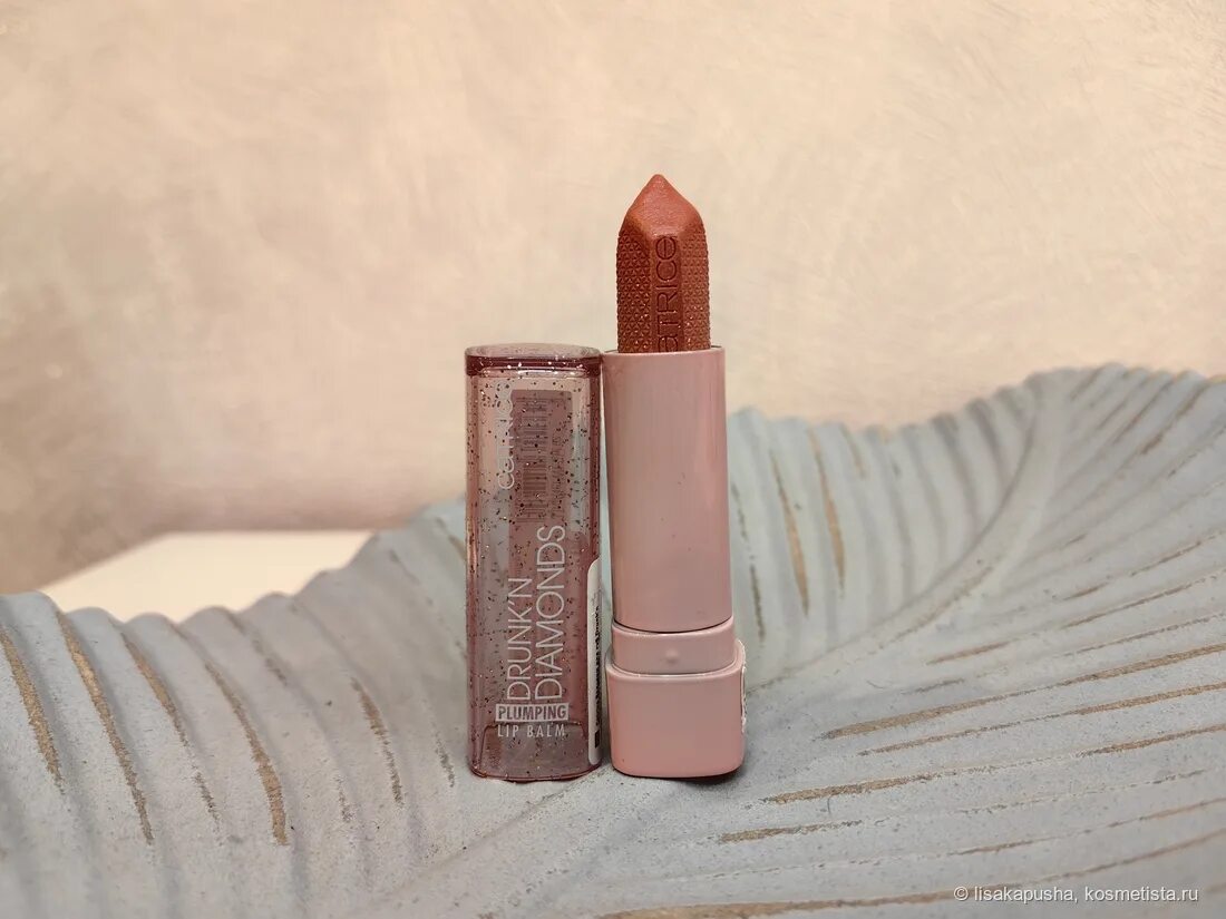 Catrice drunk n diamonds. Бальзам для губ drunk'n diamonds plumping 010. Catrice drunk n diamonds. Катрис оттеночный бальзам для губ. Catrice drunk'n diamonds 040.