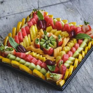 Как красиво нарезать фрукты