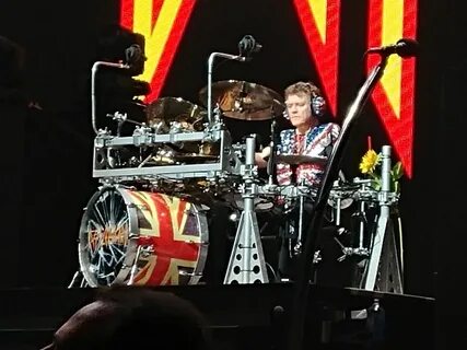 Барабанщик def leppard
