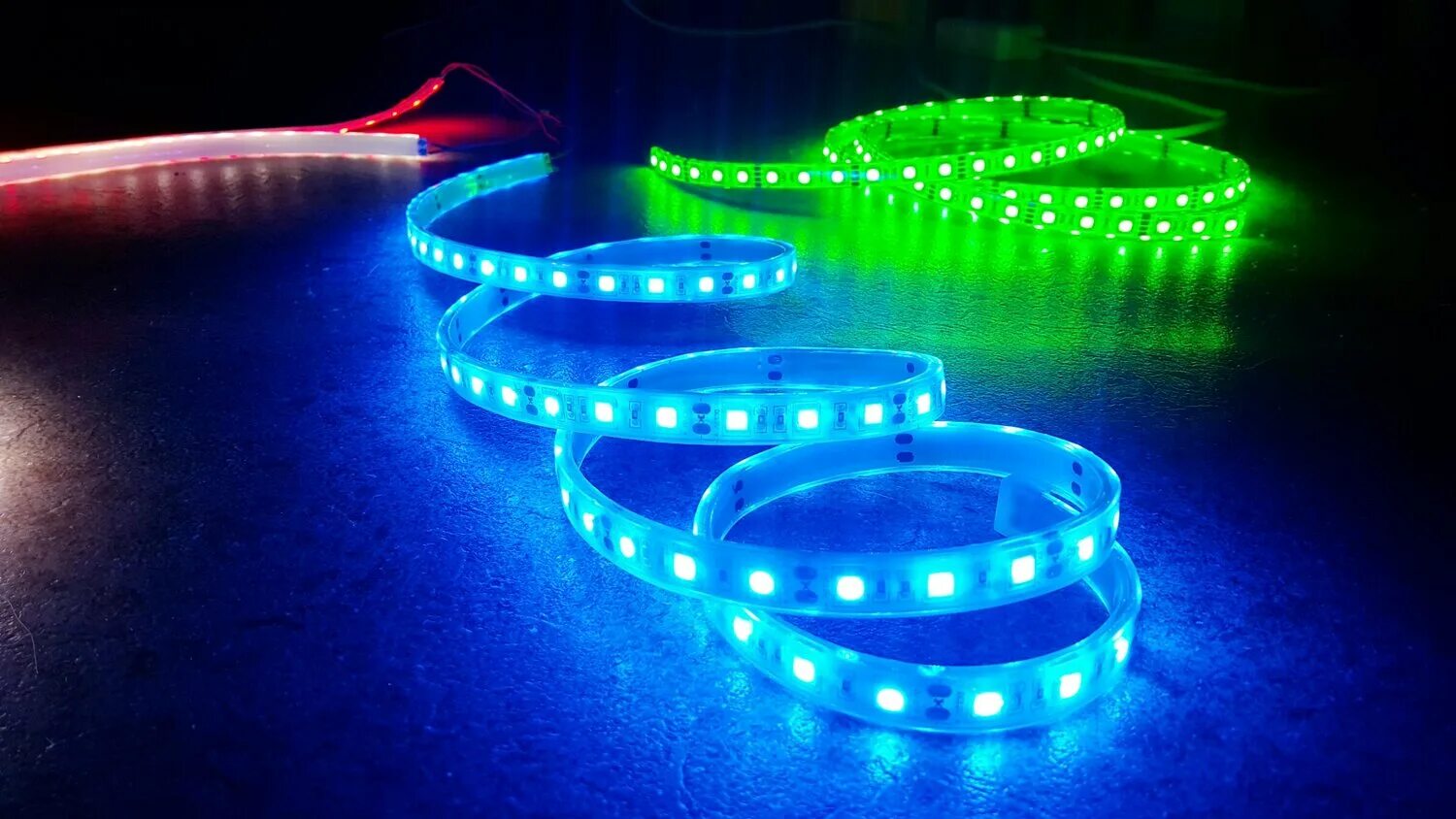 Светодиодная лента 1b28c. Светодиодная лента led d 130xw8mm. "Светодиодная лента" "27 Volts". Светодиодная лента 12в, 800л.