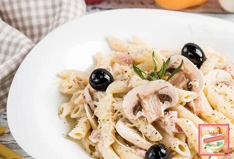 Паста с беконом и чесноком