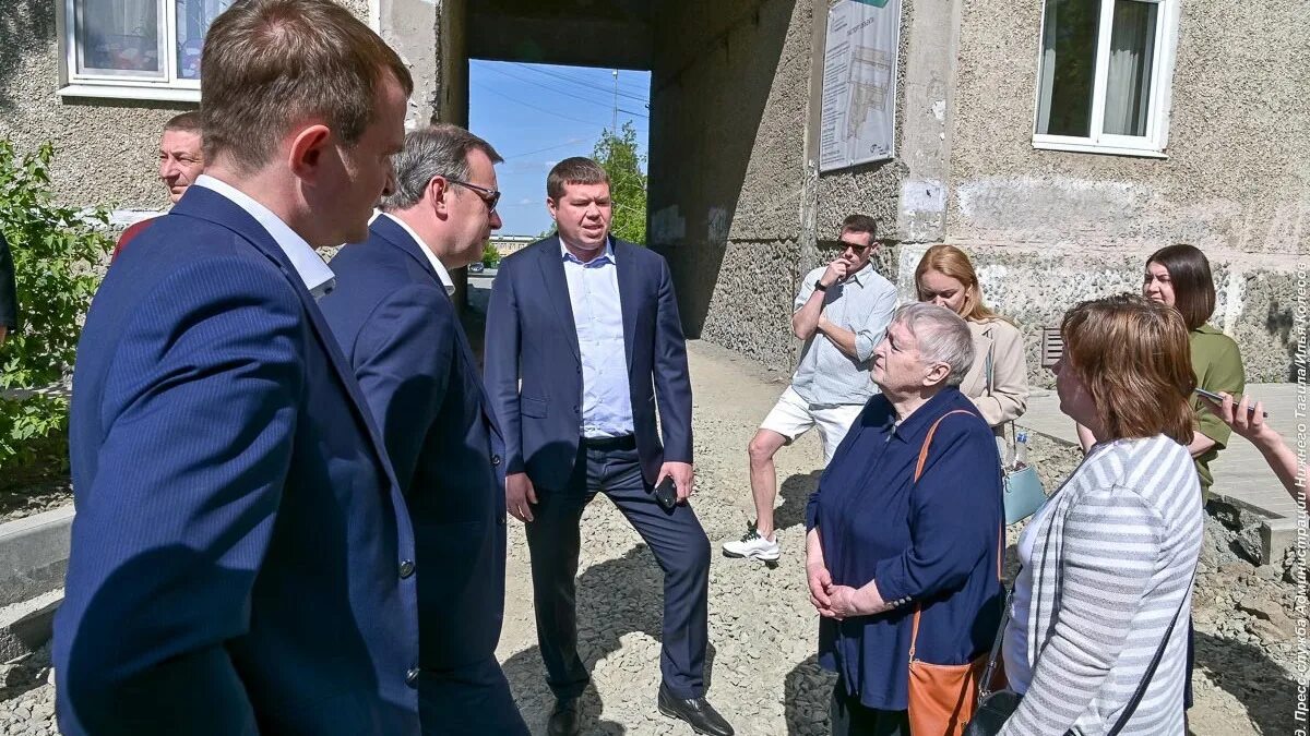 Здание горсовета Нижний Тагил. Благоустройство двора. Благоустройство двора по улице Ахмерова 3. Н тагил новости на сегодня