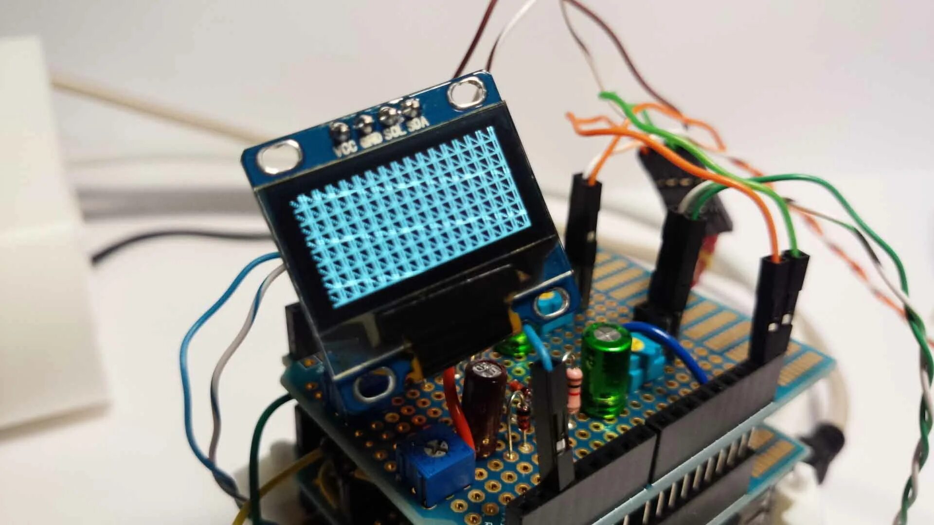 Подключение oled дисплея к ардуино. Ssd1306 i2c. Ардуино ssd1306. LCD ssd1306. Esp32 ssd1306 i2c.