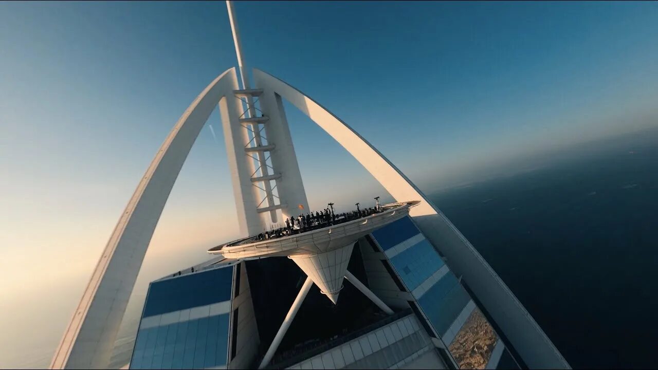 Dreams feat lanie gardner extended. Дэвид Гетта Дубай. David Guetta Dubai 2021. David Guetta | United at Home - Dubai Edition.