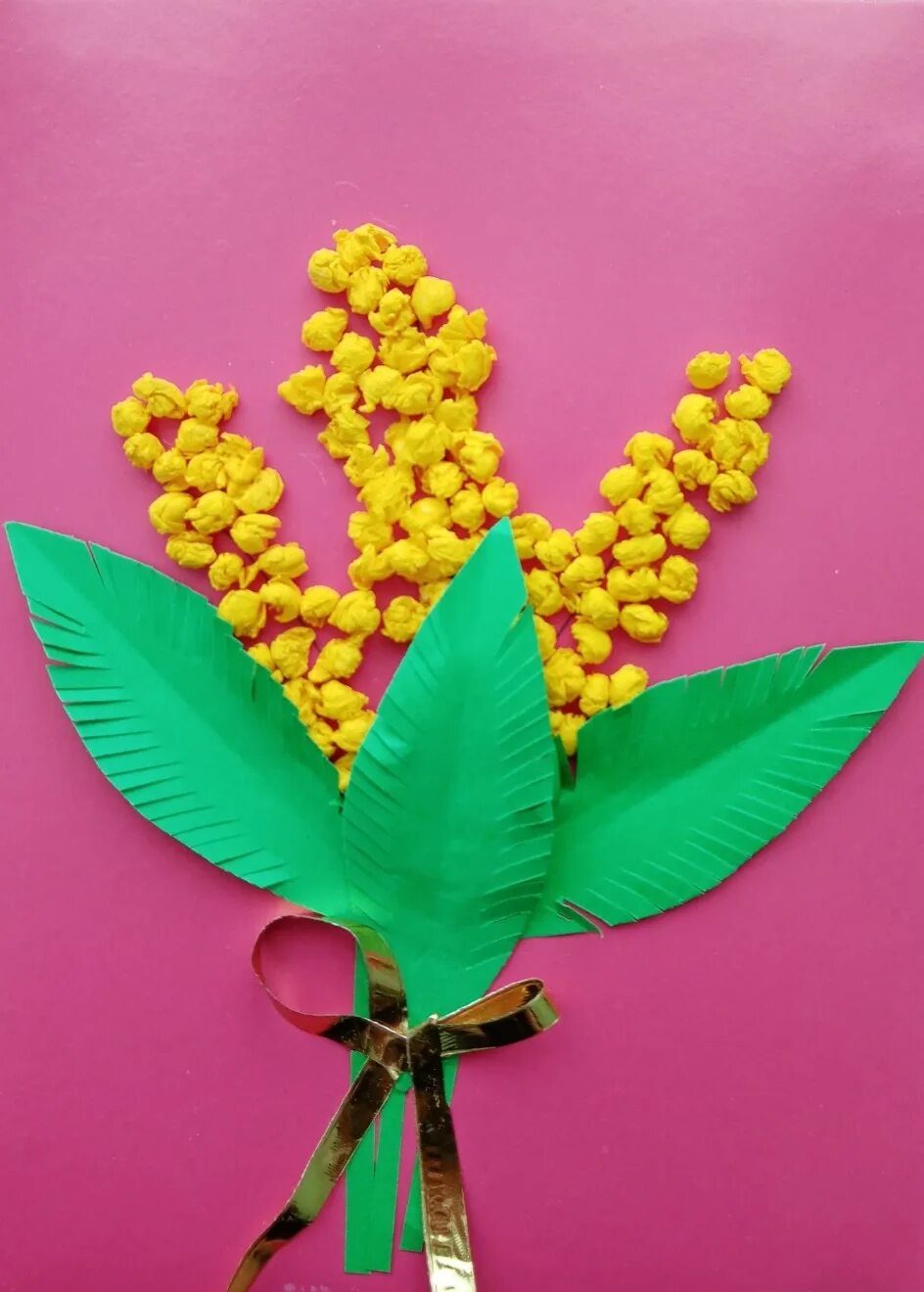 аппликация ветка мимозы. веточка мимозы аппликация. аппликация мимоза. поделка мимоза. мимоза из салфетных шариков.