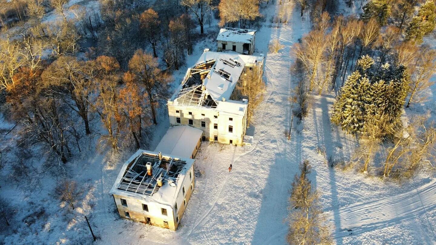 Грузины торжокский район. Усадьба грузины Торжокский. Усадьба Полторацких Торжок. Усадьбы в грузинах Торжок. Имение грузины в Тверской области.