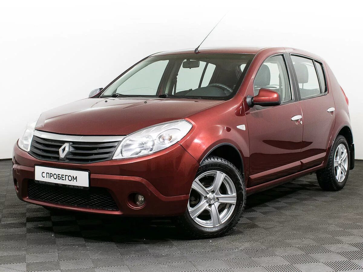 Renault sandero mt. Renault Sandero 1. Renault Sandero 1 поколение. Рено Сандеро хэтчбек 2011. Рено Сандеро 1.6 2011.