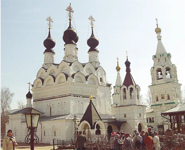 свято-троицкий монастырь муром мощи петра. николо-набережная церковь муром. святыни мурома. святыни мурома. паломники в муроме.