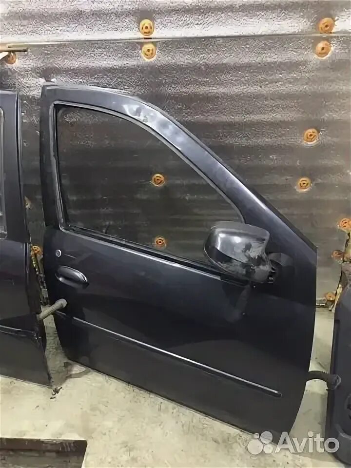 Дверь передняя левая renault logan 1. Экран термозащитный renault logan 1. Передние двери на рено логан 1 поколения. Рено логан передняя дверь 2009. Задняя дверь frontera.