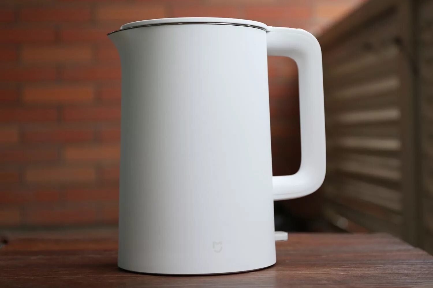 Kettle eu. Чайник Xiaomi mi Electric kettle. Чайник электрический Xiaomi mi Electric kettle eu. Электрочайник Xiaomi mi Electric kettle mjdsh01ym. Чайник Xiaomi mi Smart kettle Pro.