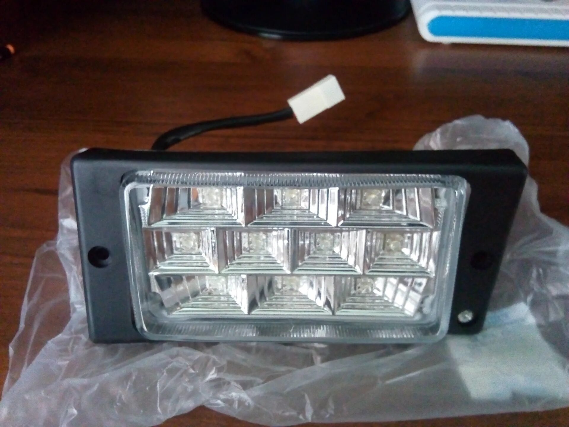 Лед птф ваз 2114. Led противотуманные фары ваз 2114. Противотуманки лед на ваз 2114. Ваз 2114 с туманками led. Лед туманки 2114.