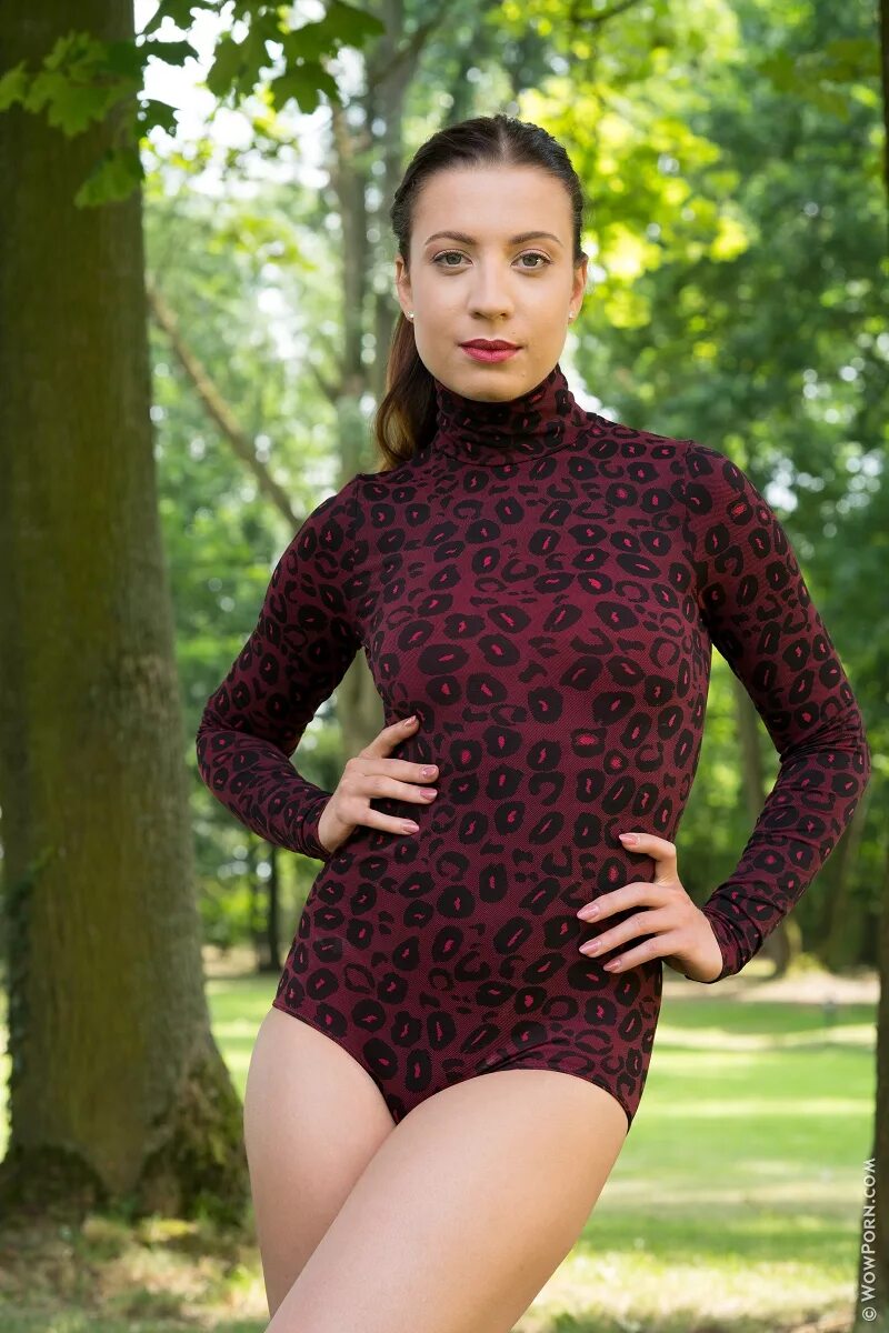 Teresa bizarre. Teresa bizarre. Лицо идеальное of calcutta. Heavy on hotties актер. Teresa bizarre.