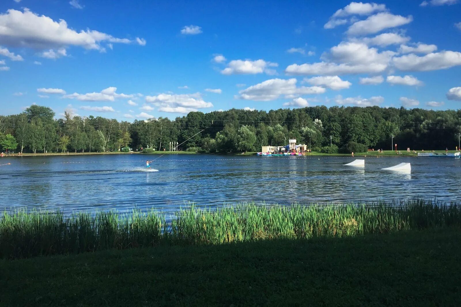 Путяевский пруд в сокольниках. Путяевский пляж. Путяевские пруды в сокольниках купание. Путяевский пруд в сокольниках пляж. Путяевский пруд 1.