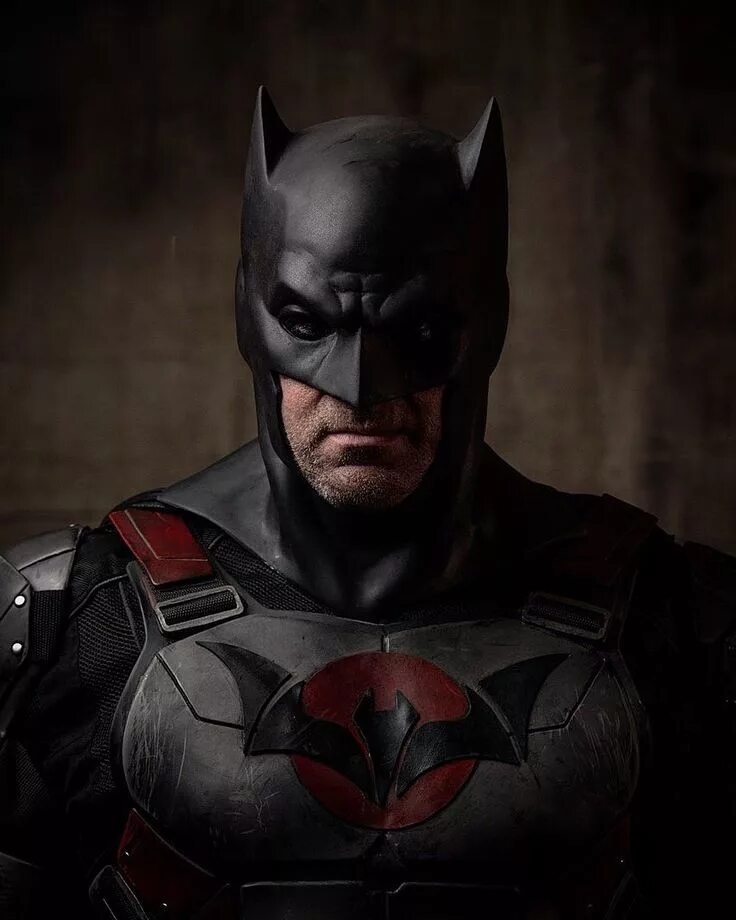 Бэтмен вики. Gotham batman 2022. Бэтмен фото. Батман арт. Бэтмен кристиан бейл обои.