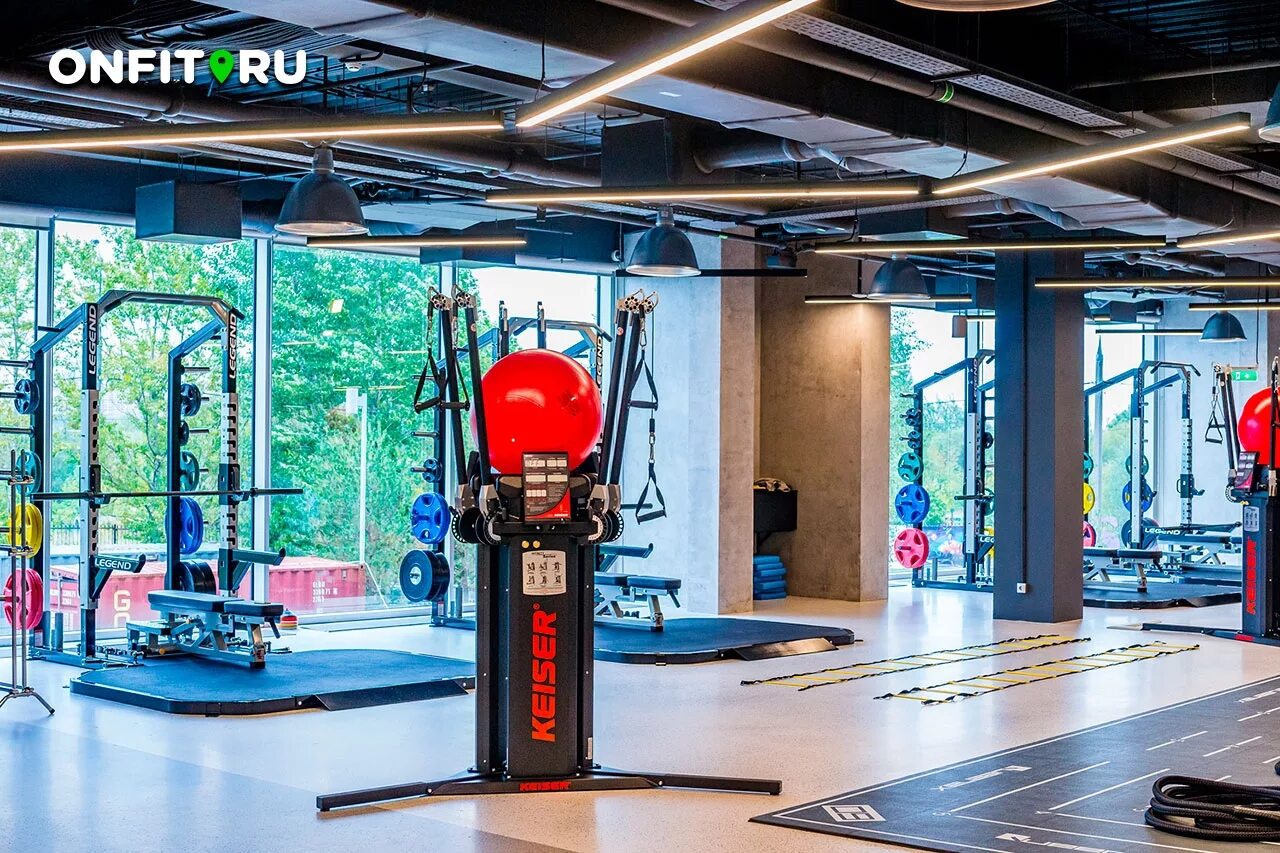 The base fitness. Base фитнес крылатское. фитнес адидас крылатские холмы the base. фитнес клуб крылатское. крылатское адидас фитнес.