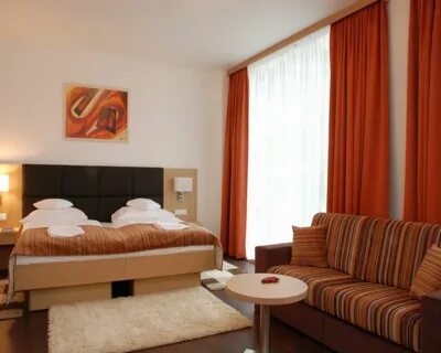 He hotel