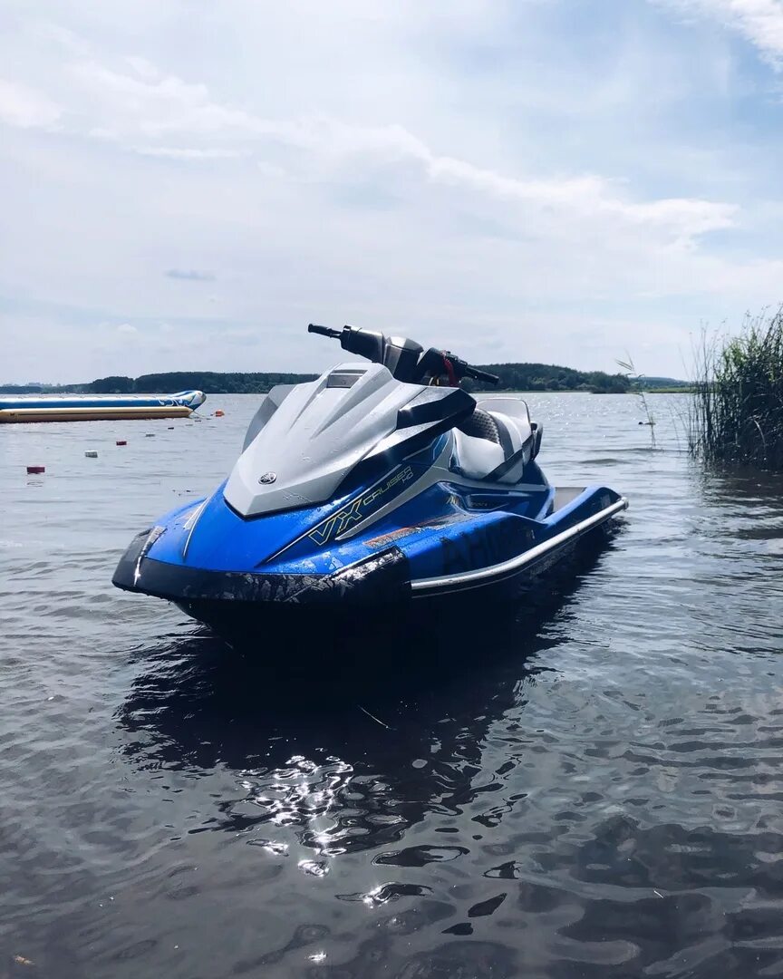 Катер и гидроцикл на одном фото. Yamaha vx 1100. Аренда гидроцикла новороссийск. Riverboat»75 bega xl с мотором «ямаха-100». Аренда гидроциклов самара.