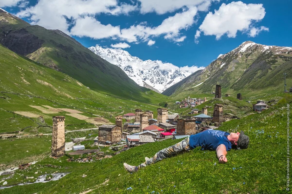 Особенности жизни людей в горах кратко. Ушгули Грузия. Сванетия Грузия. Грузия природа Сванетия. Село Ушгули Грузия.