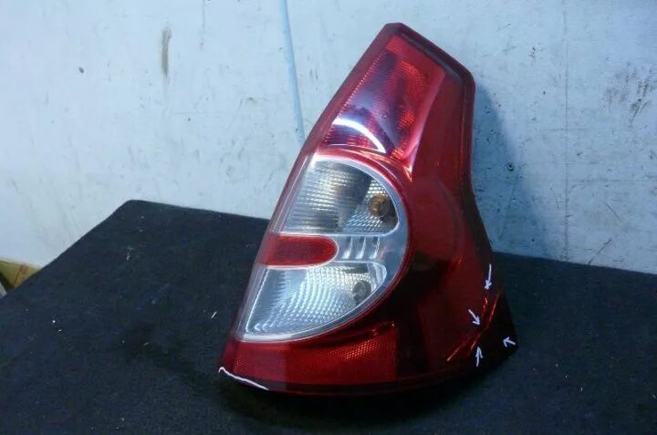 Задний фонарь рено сандеро 1. Задний, левый фонарь на рено сандеро 1. renault 8200734824 фонарь зад. рено сандеро 2011 фонарь задний правый артикул.