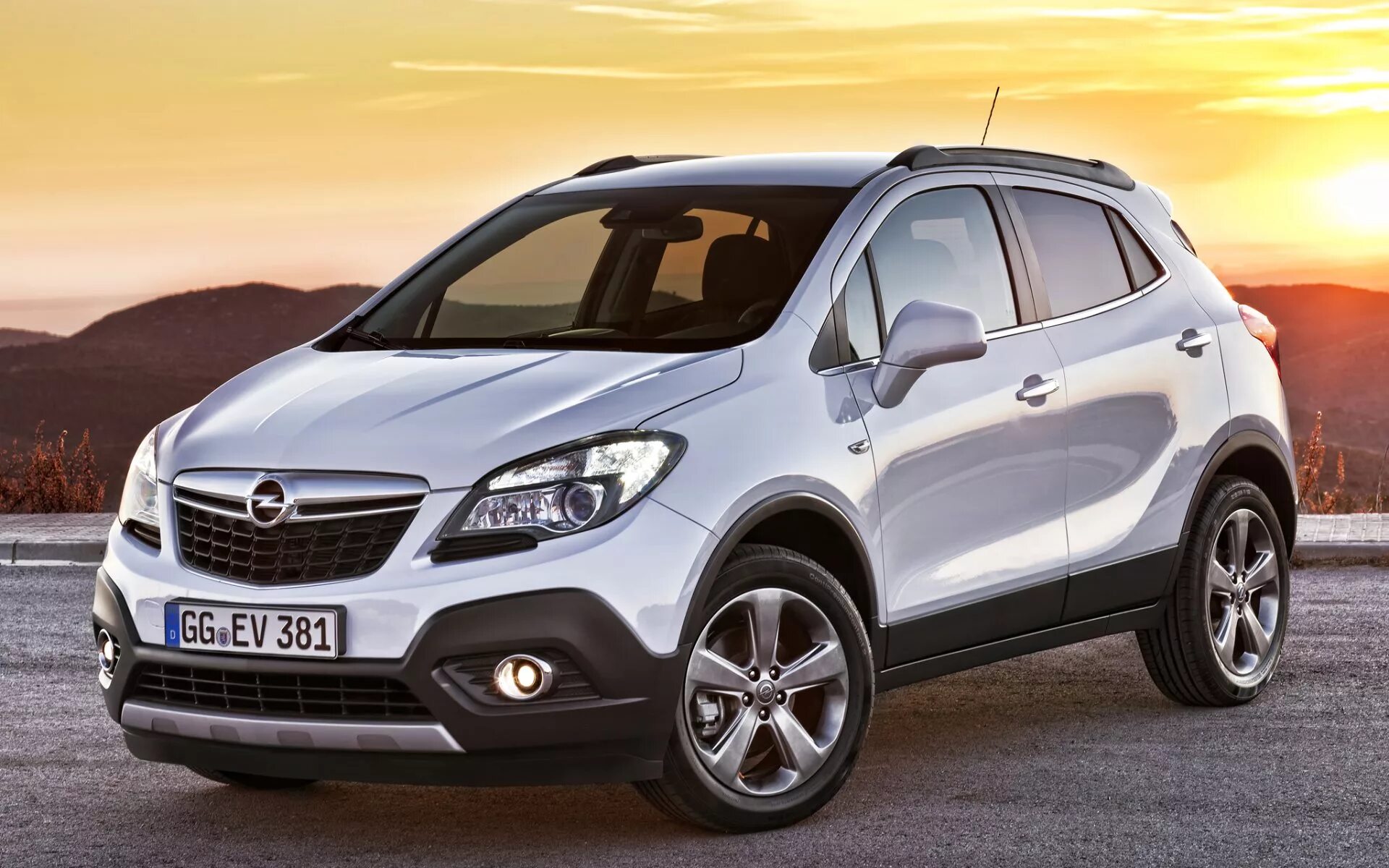 Opel большой. Opel Mokka 2012. Opel паркетник Mokka. Opel Mokka 2022. Опель Мокка 2013.