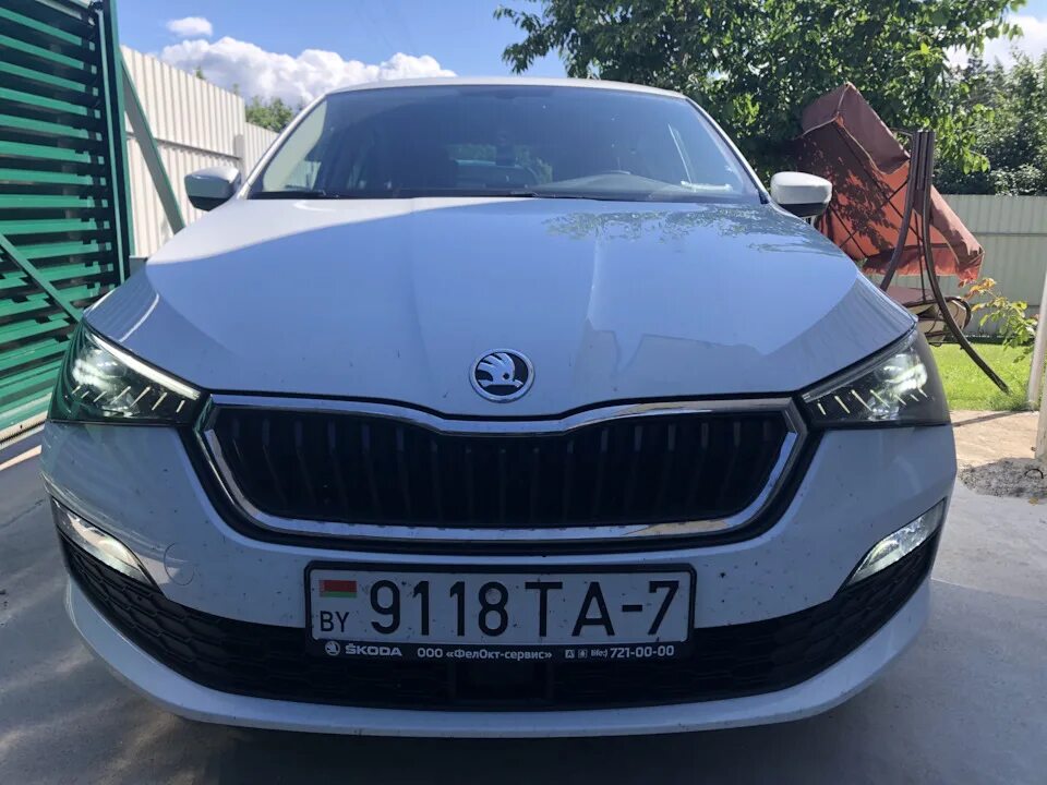 Фара рапид купить. Шкода Рапид 2g. Противотуманки Skoda 2020 Rapid. Оптика Шкода Рапид 2020. Шкода Рапид 2021 оптика.