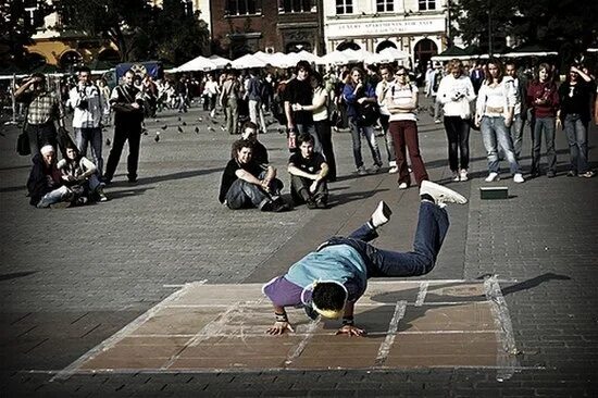 Брейк данс 80. Брейк данс в ссср. Брейк данс 80. Брейк данс в 70е года сша. Брейк данс 80.